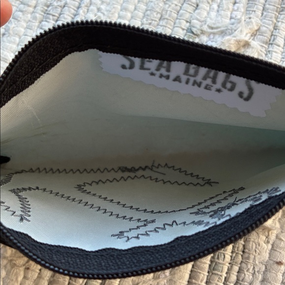 Sea Bags Black Anchor Wristlet - Picture 4 of 4